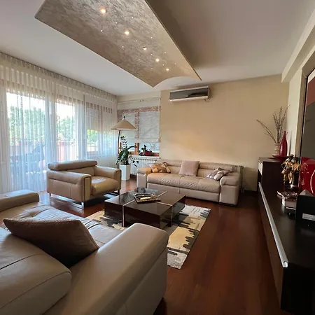 Apartment Luxurious Oasis *