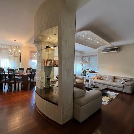 Luxurious Oasis Apartment Novi Sad